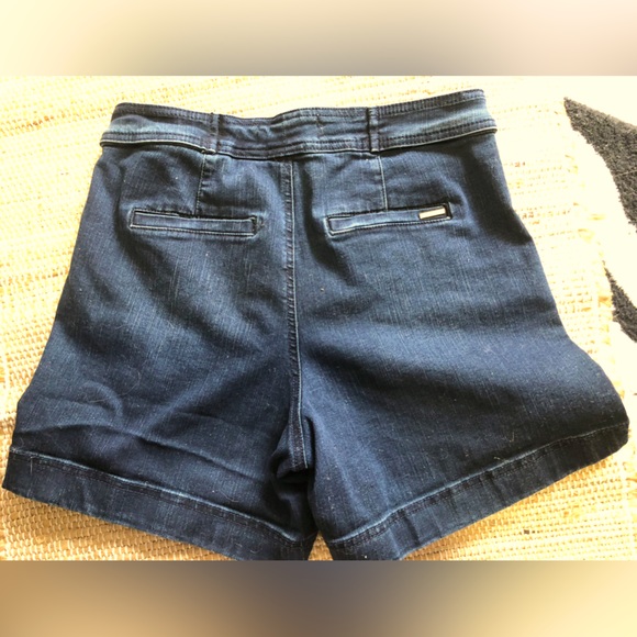 Anne Klein dark wash shorts Sz 10. Stretch denim with wider leg. 5 1/2” inseam - Picture 2 of 3